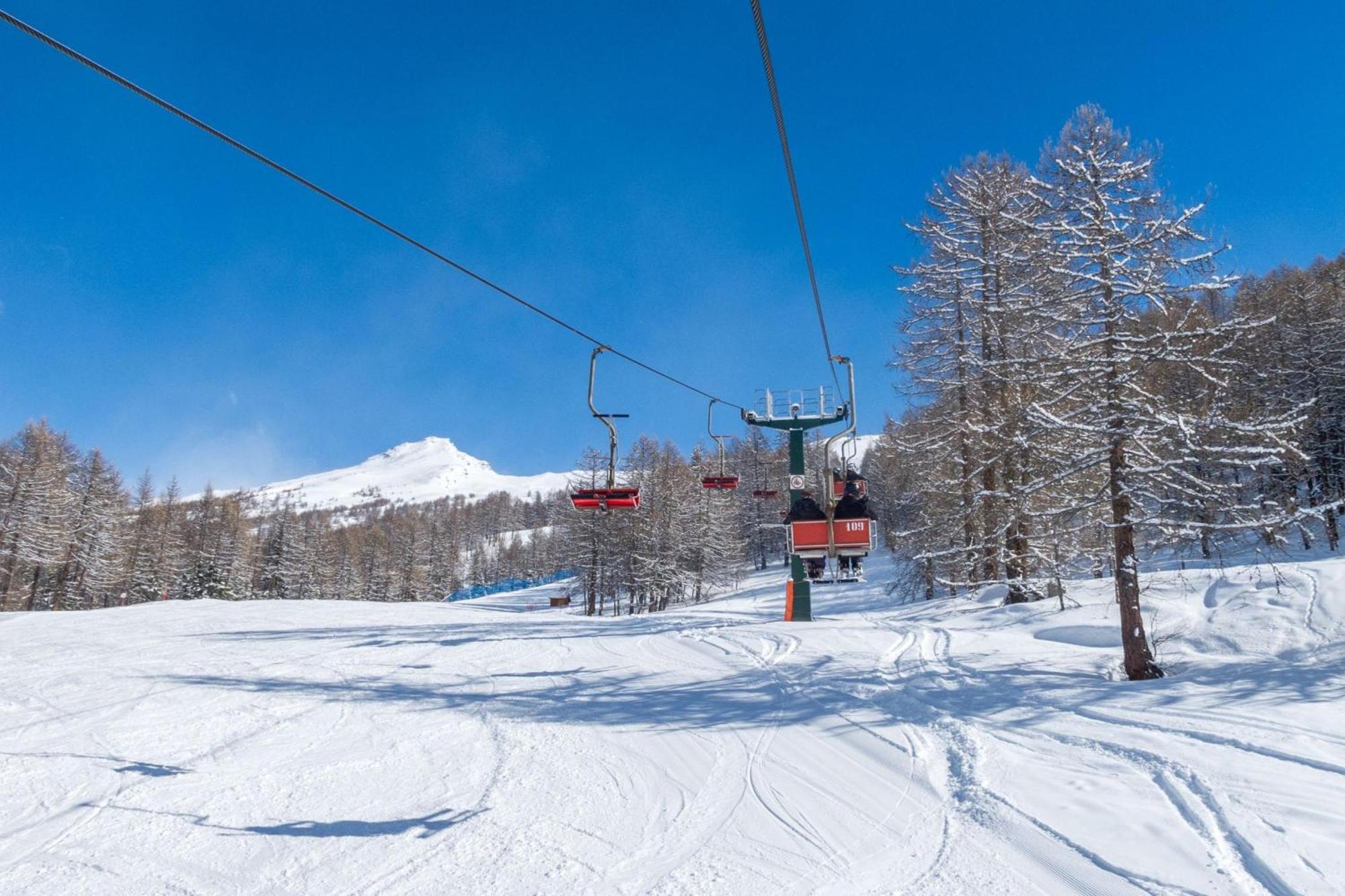 Rebecca'S House Few Steps From Skiing - Happy Rentals Bardonecchia Exteriör bild
