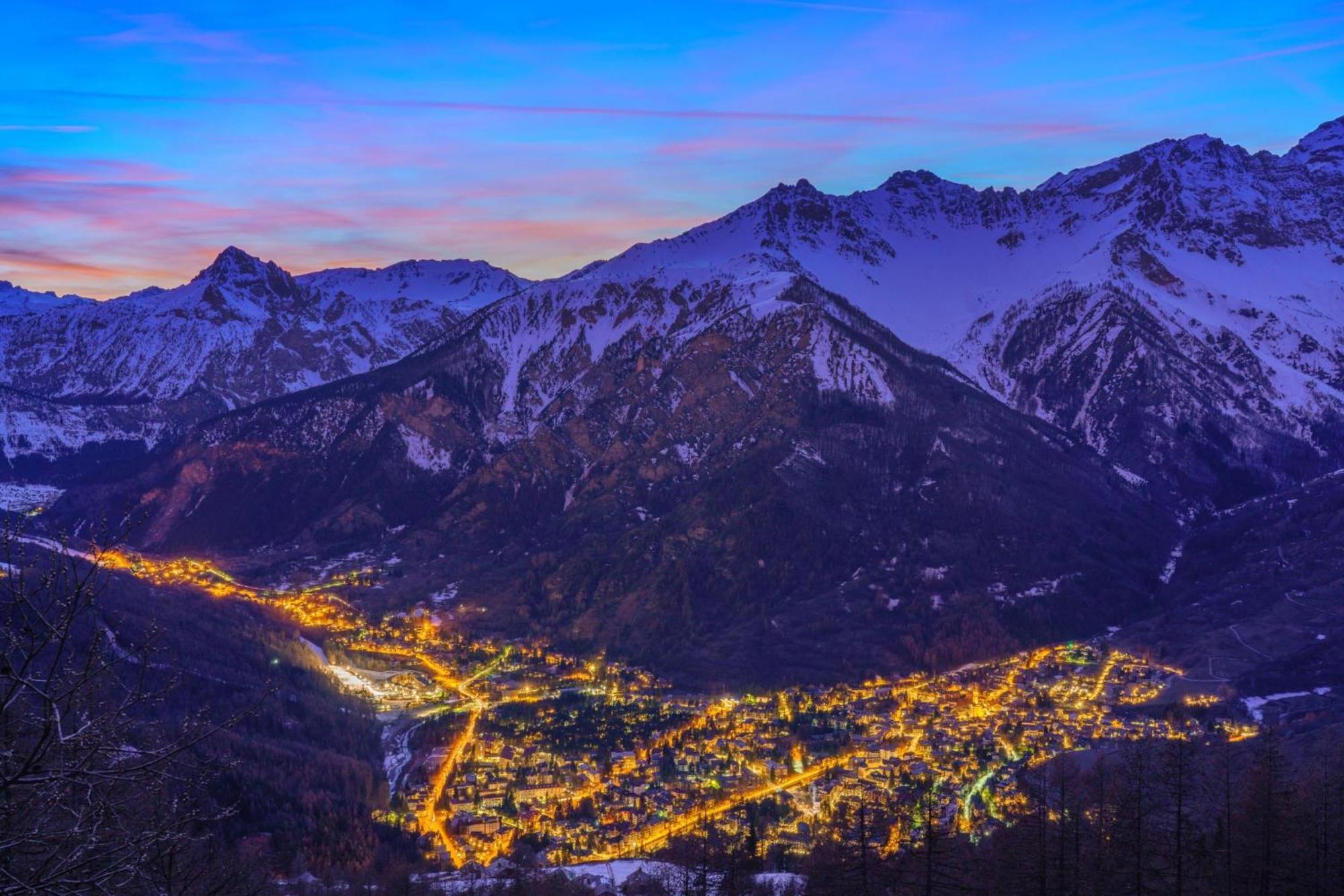 Rebecca'S House Few Steps From Skiing - Happy Rentals Bardonecchia Exteriör bild